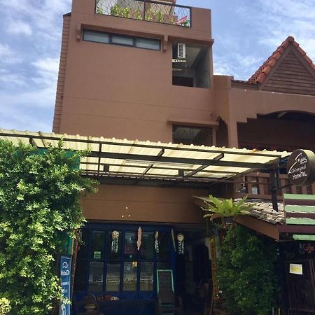 Chiangmai Hometel Chiang Mai Ngoại thất bức ảnh
